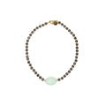 Collar Farol – TideStone, collar artesanal de calcedonia verde agua y cristal ahumado hecho a mano en España